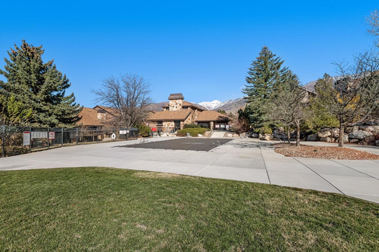 Wolf Lodge 510 Eden Экстерьер фото
